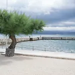 Dag アパート *
